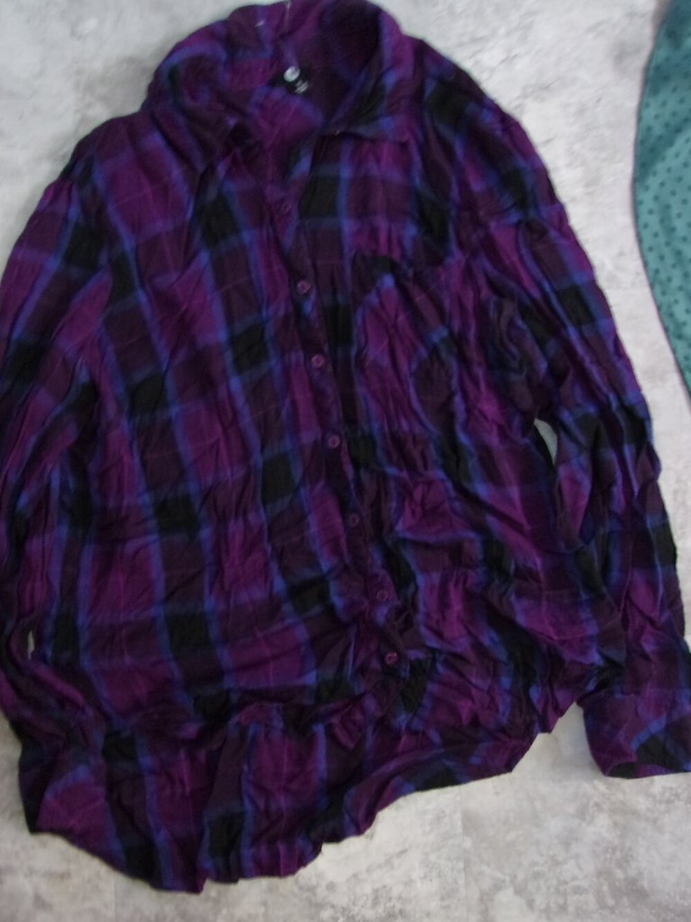 Size 1x womans purple black  gorpcore shirt top blouse plaid flannel button